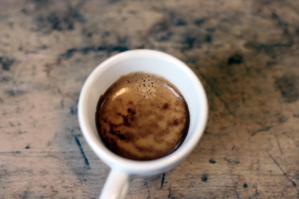 Woraus Kaffeebohnen bestehen
